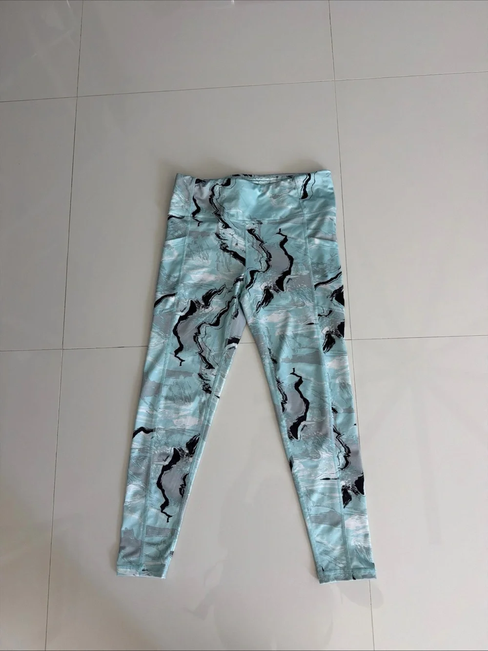 Pro Player Light Blue Marble Leggings with Black Accents